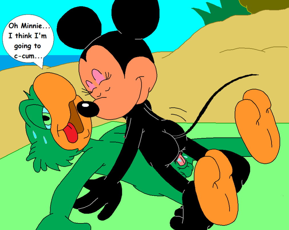 Minnie's Beach Encounter. Part One [completed]