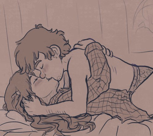 [CrazyHipsAndOtherShips]